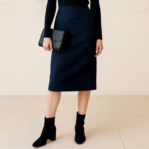 Vintage Escada Margaretha Ley Blue Embossed Luxury Pencil Skirt Size 36 4